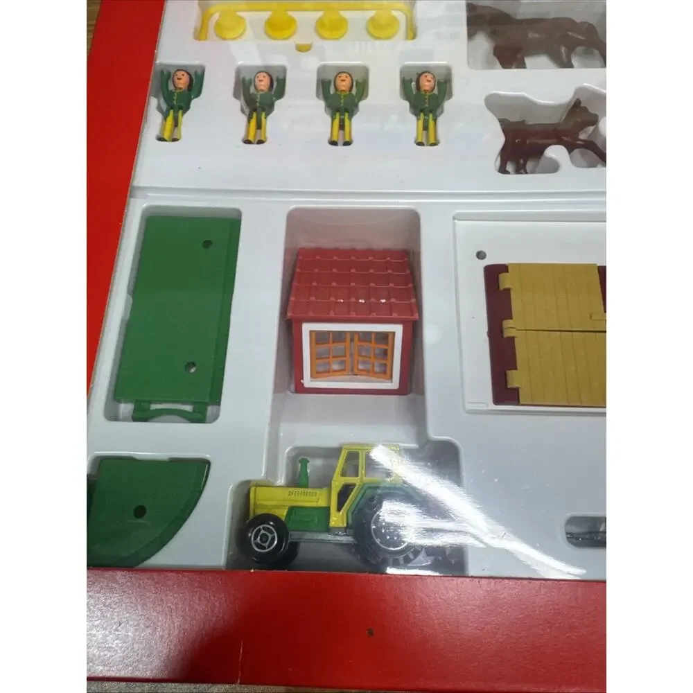 Majorette Majokit France Construction Playset Giant Farm Kit – 200 Pieces New